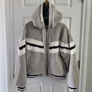 NWOT Blanc Nior Sporty Shearling Hooded Jacket- Rare Sold Out Color